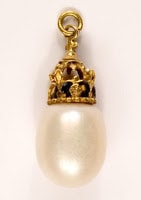 Famous earring worn by charles I pearl