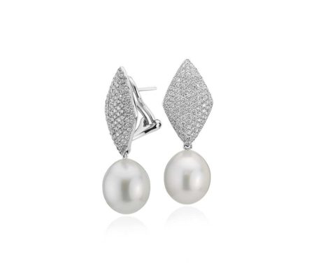 Pearl and diamond earring jewelry