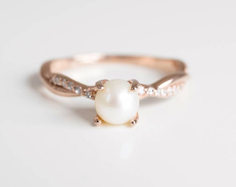 DV Jewels Simple Pearl Gemstone  Ring