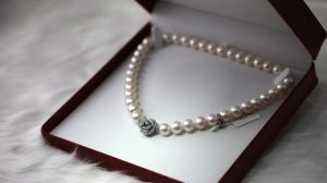 Edison pearl necklace